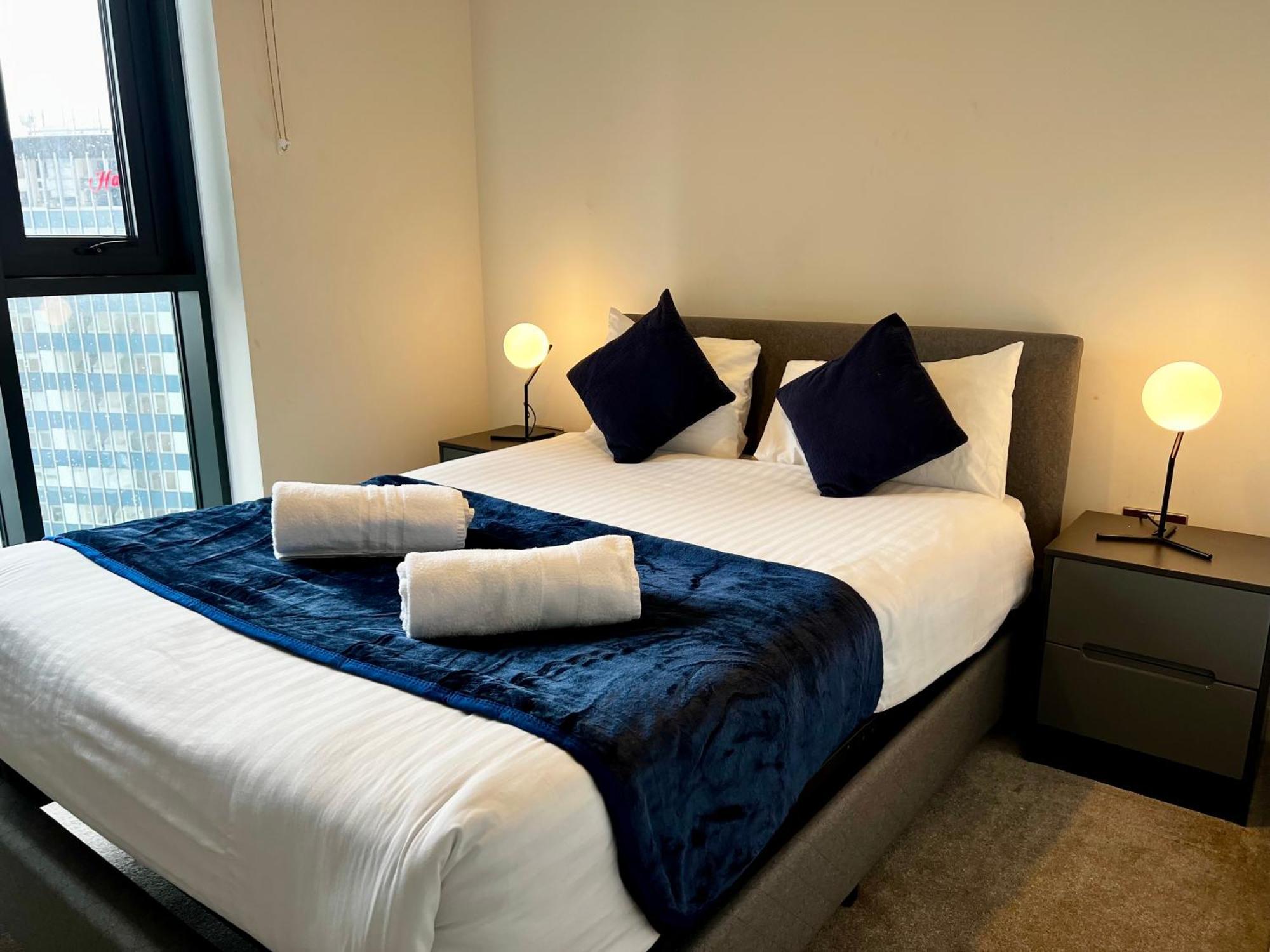 Premium Deals L Last-Minute Stay L 4 Min Walk To Birmingham Central Library L 18Th Floor 2 Bed 2 Bath City Centre Penthouse With Gym & Netflix By Jvt Short Lets Exteriér fotografie